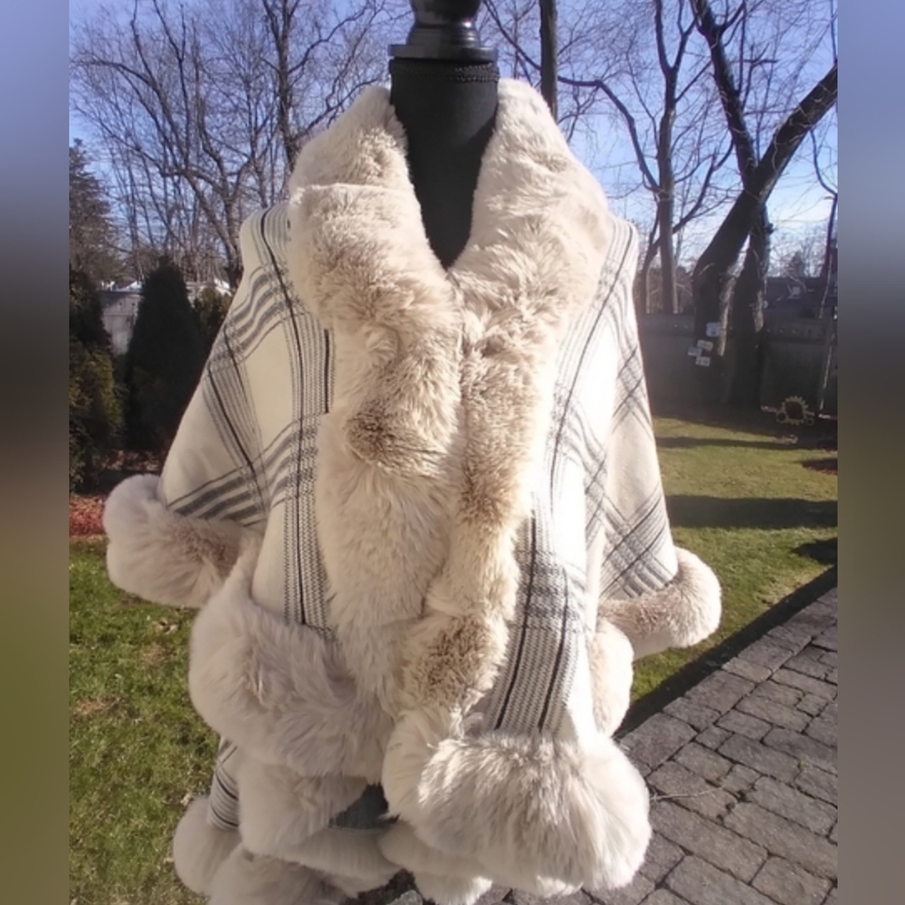 Chic White Wrap Jacket, Black Plaid  With Faux Fur Accents